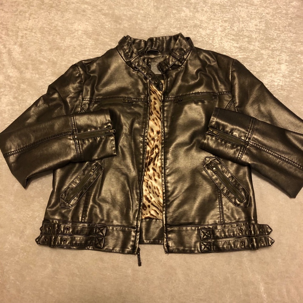 Guess Faux Leather Jacket - Picture 6 of 8